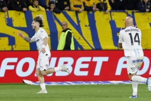 ΑΕΛ - Απόλλων: Η πρώτη φετινή νίκη ήρθε με ανατροπή 
