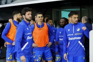 Άρης-ΑΠΟΕΛ: Με Γκομίς και Μαγιαμπέλα έκλεισε η… "ψαλίδα" στους 3 βαθμούς