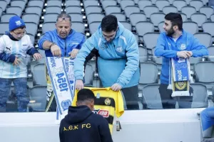 Απόλλων - ΑΕΚ Αθηνών: Ο Φαν Βέερτ... έκρινε το εορταστικό φιλικό (Φώτος)