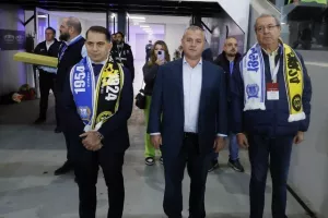 Απόλλων - ΑΕΚ Αθηνών: Ο Φαν Βέερτ... έκρινε το εορταστικό φιλικό (Φώτος)