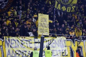 Απόλλων - ΑΕΚ Αθηνών: Ο Φαν Βέερτ... έκρινε το εορταστικό φιλικό (Φώτος)