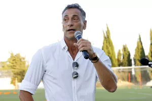 (Η λεπτομέρεια της συνάντησης) ΜΙΛΗΣΕ ο Σάντης, ΑΚΟΥΣΑΝ οι παίκτες