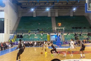 Τρομερή ματσάρα και Κυπελλούχος ο Κεραυνός! (φώτος)
