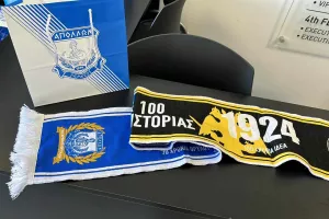 Γίνονται... ανάρπαστα