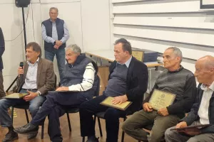 (Φώτος Kerkida) Ξύπνησαν.... ευχάριστες μνήμες στον Απόλλωνα