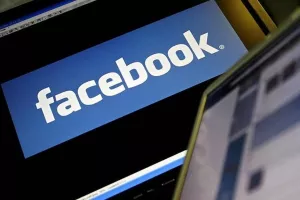 “Έπεσε” το Facebook – Προβλήματα και στο Instagram