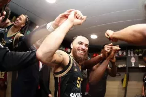 Τζέιμς: «Είμαι μεγάλος fan του Σπανούλη, μόνος στόχος η κατάκτηση της Euroleague»