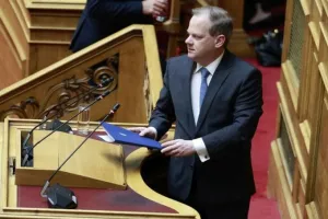 «Θα έδινα τα πάντα για να ζουν αυτοί οι 57 άνθρωποι» η δήλωση Καραμανλή