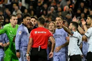 Στο... ψυγείο ο διαιτητής που δεν μέτρησε το γκολ της Ρεάλ Μαδρίτης στο «Μεστάγια»