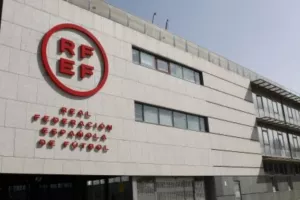 Έφοδος της αστυνομίας και συλλήψεις στα γραφεία της Ποδοσφαιρικής Ομοσπονδίας της Ισπανίας!