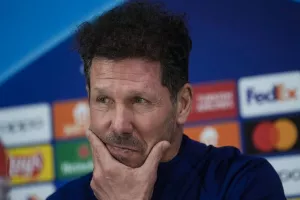 Σιμεόνε: "Μεταξύ των καλύτερων ομάδων της Ευρώπης η Ίντερ, δεν είναι ώρα για λόγια αλλά για έργα"