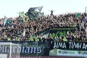 (Φωτορεπορτάζ) Οι ΑΕΚτζήδες στην "ΑΡΕΝΑ"