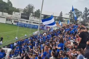 Βάφτηκε "μπλε" η Αραδίππου και το Κοινοτικό στάδιο (φώτος/βίντεο)