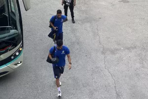Η άφιξη του ΑΠΟΕΛ (Φώτος kerkida)