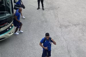 Η άφιξη του ΑΠΟΕΛ (Φώτος kerkida)