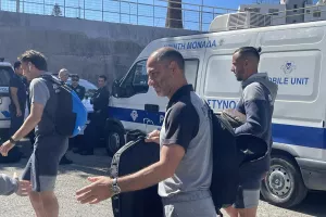 Άφιξη αποστολής Ανόρθωσης (Φώτος kerkida)
