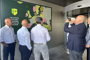 Η ιστορική δημοσιογραφική για τα 30 χρόνια της ΑΕΚ (φώτο) 