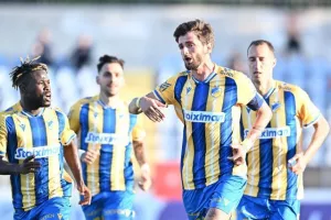Διπλό αντίδρασης του ΑΠΟΕΛ και σημαντικό βήμα (Φώτος)