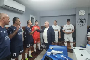 Τα "είπαν" φιλικά οι παλαίμαχοι της Πάφου (φώτος)