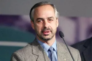 Τα συλλυπητήρια από ΚΑΕ Ολυμπιακός και Παναθηναϊκό AKTOR στον Στράτο Σεφτελή