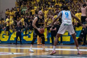 ΕΙΚΟΝΕΣ από τον τελικό της ΑΕΛ 
