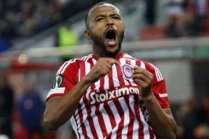 UEFA: Συμπεριέλαβε τον Ελ Κααμπί στους 4 παίκτες «κλειδιά» για τα προημιτελικά του Conference!
