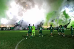 Θύρα 9: "Αλλαγή πλάνου -  Οι παίκτες μας θα περάσουν από τον κεντρικό σύνδεσμο" 