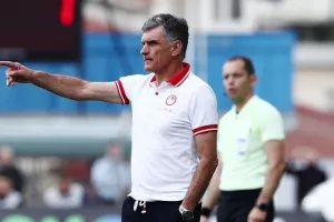 «Ένα λάθος μπορεί να κοστίσει με τη Φενέρ - Μην κοιτάμε τι έγινε με την αποχώρηση»