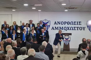 Συγκίνησε ο Χιώτης με το "Χώμα που περπάτησα" (Βίντεο/Kerkida)