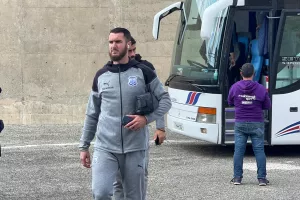 (Φώτος) H άφιξη του Απόλλωνα