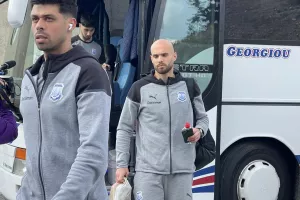 (Φώτος) H άφιξη του Απόλλωνα