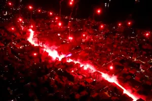 Το Pyroshow από ψηλά 