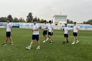 Πόζα στο kerkida οι βυσσινί... γεμάτοι χαμόγελα! (Φώτος Kerkida)