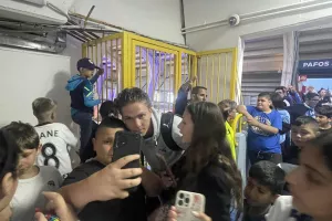 Μετά την πεντάρα... φωτογραφίες και αυτόγραφα! (Φώτος Kerkida)