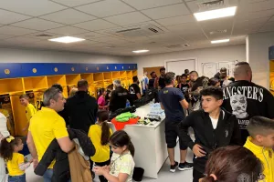 "Είναι ένας δυνατός τρόπος να εκφράσουν τις απόψεις και τις αξίες τους" (φώτος)