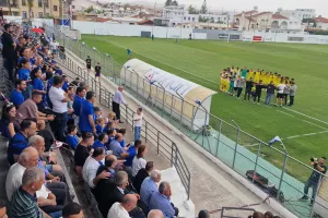 Στα σαλόνια!