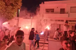 Μεγάλες στιγμές στην Αραδίππου/Αποθέωση στην πλατεία (Φώτος/Βίντεο Kerkida)
