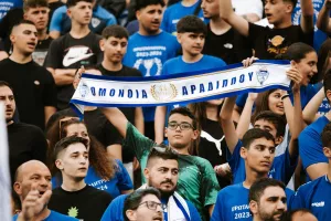 Φωτορεπορτάζ από τον 12ο παίκτη της!