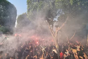 Χαμός... στον κεντρικό