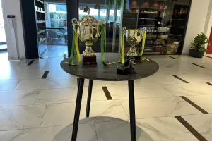Η ιστορική δημοσιογραφική για τα 30 χρόνια της ΑΕΚ (φώτο) 