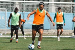 ΕΙΚΟΝΕΣ από την προπόνηση 