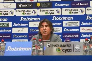 Σα Πίντο για το συμβόλαιο/"Δεν ισχύει...-  Θέλω να ξέρω τις προθέσεις τους"