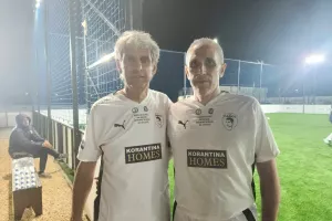 Τα "είπαν" φιλικά οι παλαίμαχοι της Πάφου (φώτος)