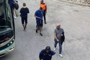 Η άφιξη του ΑΠΟΕΛ (Φώτος kerkida)