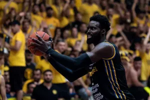 ΕΙΚΟΝΕΣ από τον τελικό της ΑΕΛ 