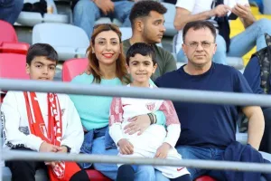 Νέα Σαλαμίνα-Απόλλων: Διπλό... και αγωνία για τους τρεις τραυματίες! (Φώτος)