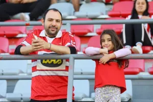 Νέα Σαλαμίνα-Απόλλων: Διπλό... και αγωνία για τους τρεις τραυματίες! (Φώτος)