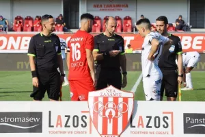 Νέα Σαλαμίνα-Απόλλων: Διπλό... και αγωνία για τους τρεις τραυματίες! (Φώτος)