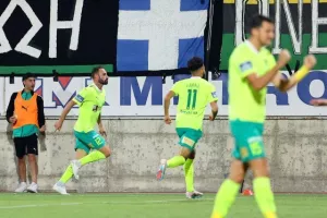 ΑΕΚ-Ομόνοια: Κιτρινοπράσινο το ντέρμπι και… ζωντανή για το όνειρο! (φώτος)