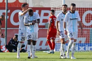 Νέα Σαλαμίνα-Απόλλων: Διπλό... και αγωνία για τους τρεις τραυματίες! (Φώτος)